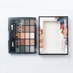 Velvet Noir — 20-Shade Artistry Palette